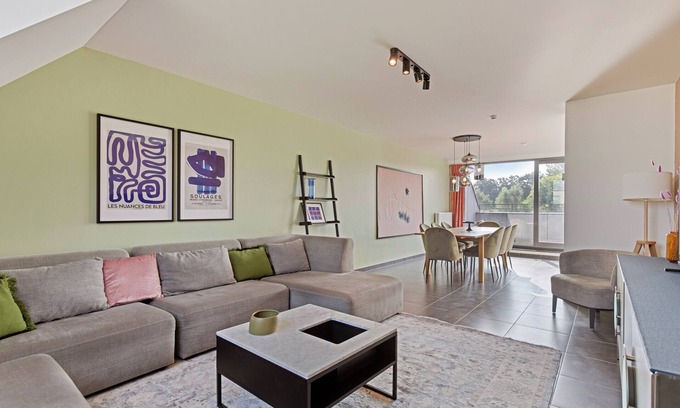 Diegem Apartment | Spacious 3 bedroom apartment with parking