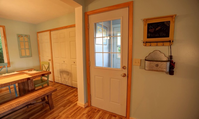 Munising Apartment | Spacious 3 Bedroom Apt. ON TRAIL 422 with FUEL!