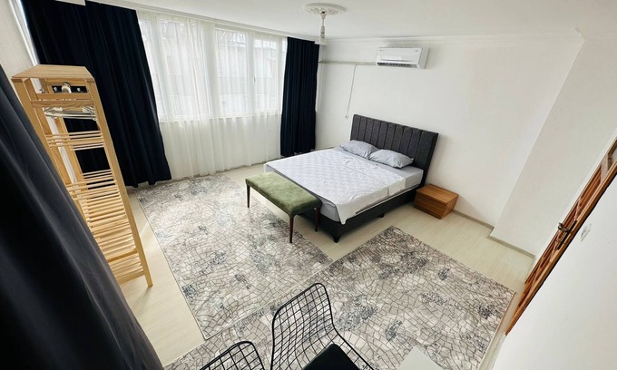 Kepez Condo | Spacious 3-bedroom condo in fabulous Antalya with AC, WiFi