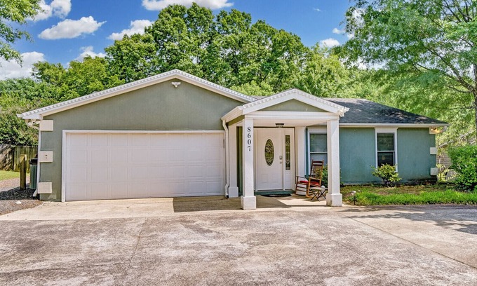 McAlpine House | Spacious 3 Bedroom Home*Fenced in Yard*Quiet and Safe Community