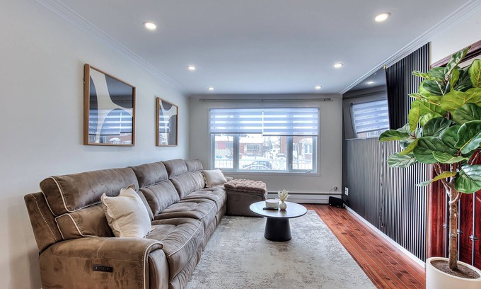 Laval House | Spacious 3 bedroom home. Close to Place Bell and 25 min from downtown Montreal