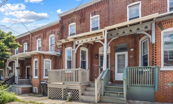 Wilmington House | Spacious 3-Bedroom Townhome in Wilmington – Perfect for Your Stay!