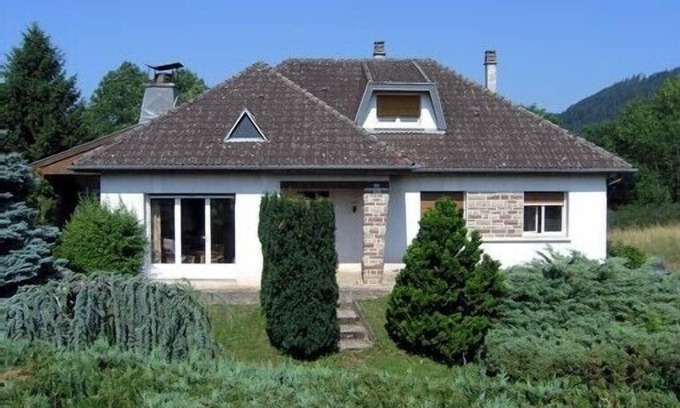 Nayemont-les-Fosses Villa | Spacious 3-star house in the Vosges