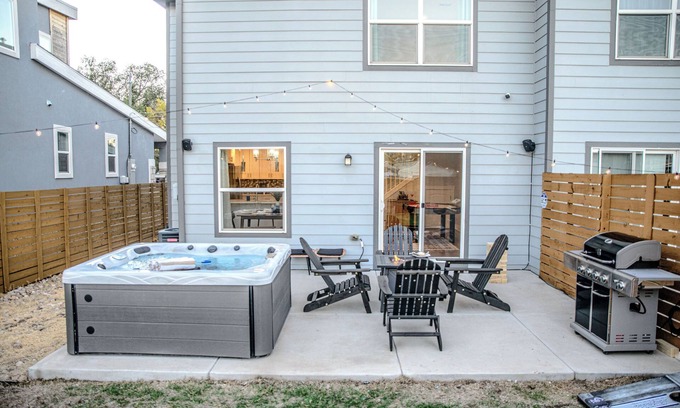Westwood House | Spacious 3BD/2.5BA near Downtown Denver w/Hot Tub & Fire Pit, Pet Friendly