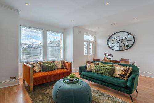 Fulham Apartment | Spacious 3Bd 2Bth Home in the heart of Fulham