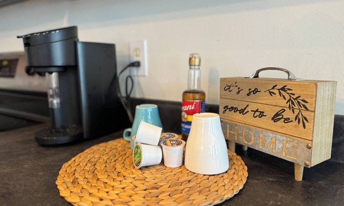 Near Northside Condo | Spacious 3BR 3BA above Brewery, Pizza Shop & Arcade 5 mins to DT Indy