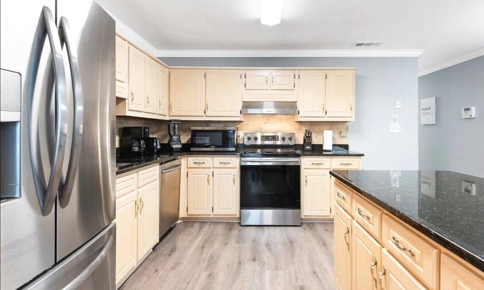 Decatur House | Spacious 3BR ATL home minutes to DT