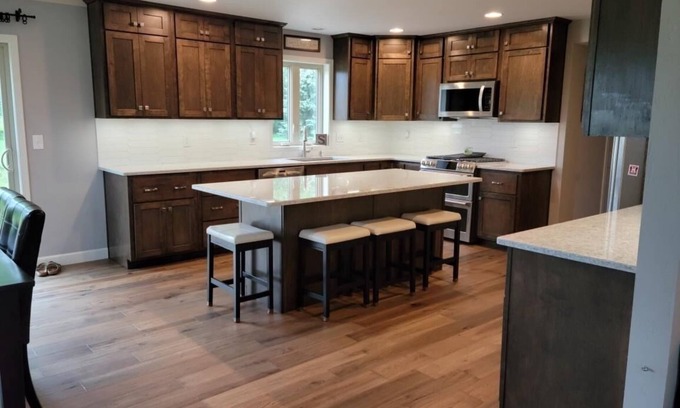 Neenah House | Spacious 3BR w/Covered Patio 14 miles from EAA