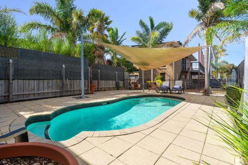 Capel Sound House | Spacious 4-Bed Home 5-min from the Beach
