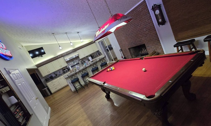 Fort Mitchell House | Spacious 4-bedroom house w/gym, pool, WiFi, 8 miles from Ft. Bennings back gate