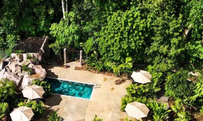 Monterrey Apartment | Spacious 4-bedroom apartments with pool, 2 hot tubs near La Fortuna Costa Rica