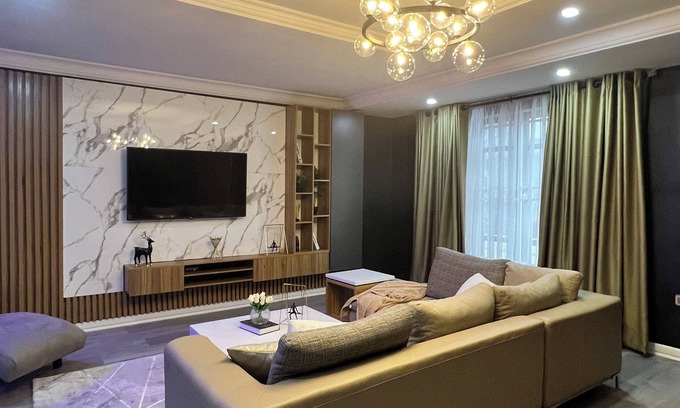 Ikeja Apartment | Spacious 4-bedroom apartment with WiFi, AC in delightful Ikeja