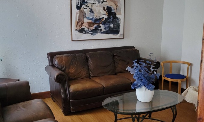 Thompsonville Condo | Spacious 4-bedroom condo with AC and WiFi in charming Enfield