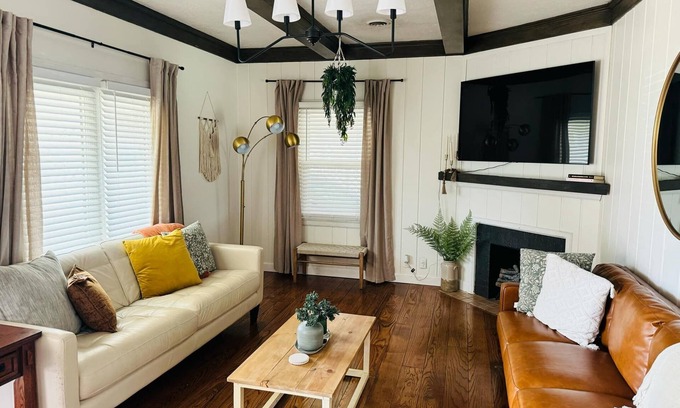 Great Bend House | Spacious 4-bedroom house in Great Bend, KS with, Backyard Deck, Ping Pong Table