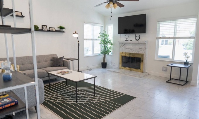 Cypress House | SPACIOUS 4-BEDROOM HOME WITH LARGE YARD AND GARAGE NEAR KNOTT'S BERRY FARM (p67)