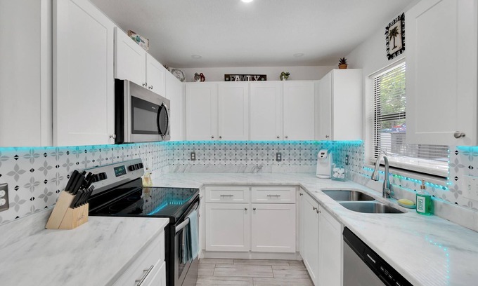 Sun Bay South House | Spacious 4 Bedroom Home With Game Room
