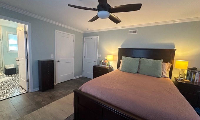 Forest Acres House | Spacious 4-bedroom house in beautiful Columbia with WiFi, AC