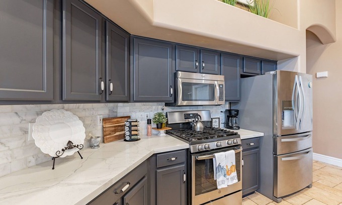 Canyon Trails House | Spacious 4-bedroom house with Pool, centrally located in Goodyear.