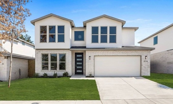 Oak Cliff House | Spacious 4-bedroom house with WiFi and AC in marvelous Dallas