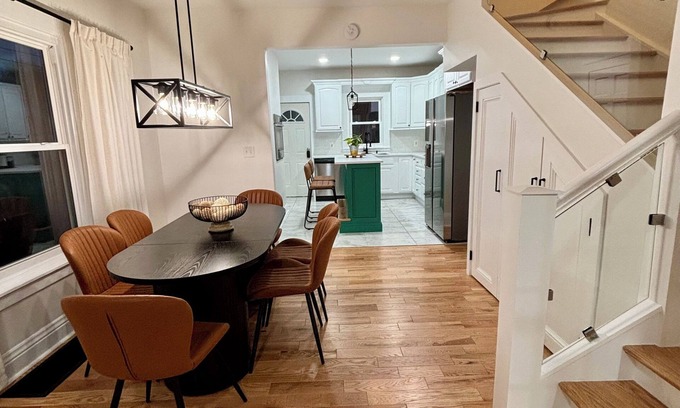 Utica House | Spacious 4-bedroom house in charming Utica with WiFi, AC