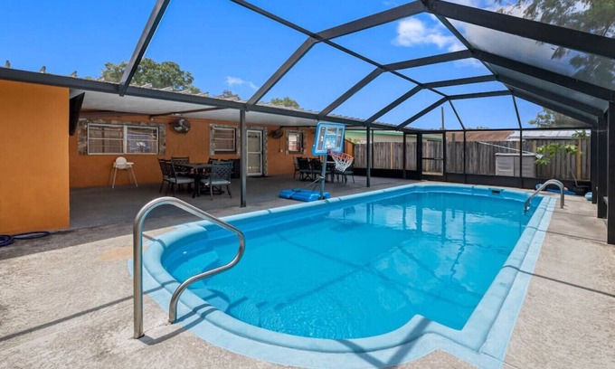 Greater Palm River Point CDC House | Spacious 4 bedroom-Screened pool-Fenced backyard.