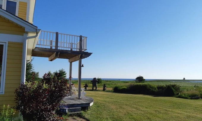 Cormierville Villa | Spacious 4 bedrooms Villa, 30 min from Moncton