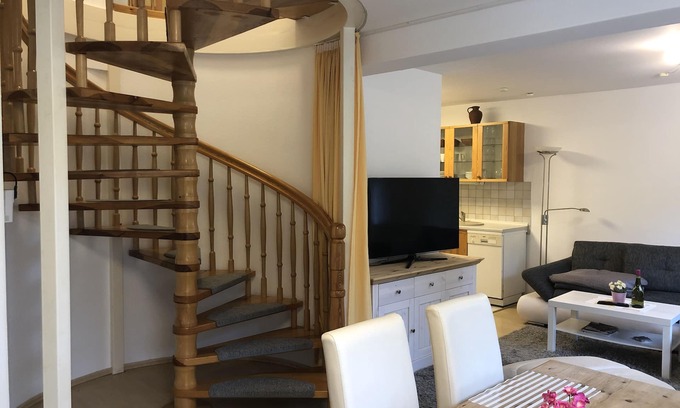 Hohenlychen Apartment | Spacious 4-star * apartment -familienfreundlich- near the lake with garden
