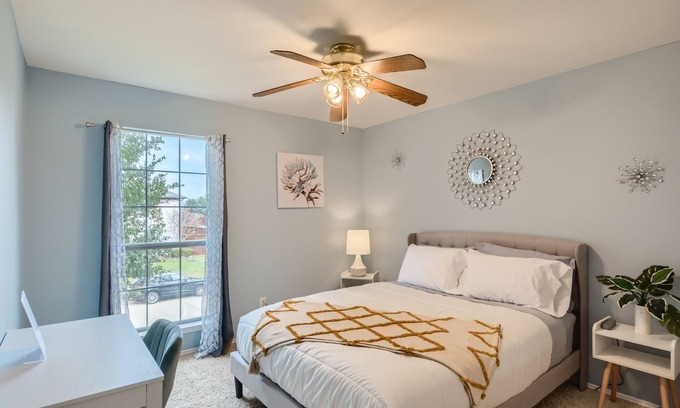 Frisco House | Spacious 4bd 2.5 bath With Game Room and fully stocked amenities
