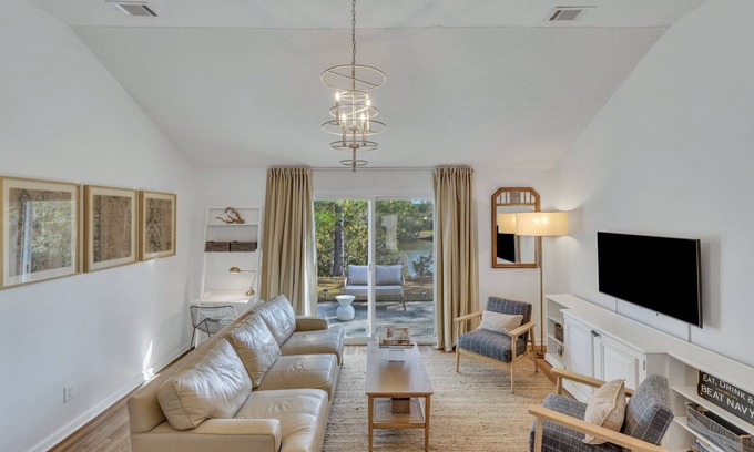 Pooler House | Spacious 4BD/2BA Retreat with in Pooler, GAnnnnn