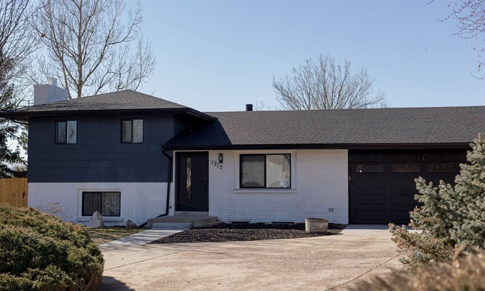 Denver House | Spacious 4BR Denver Home w/Patio & Backyard