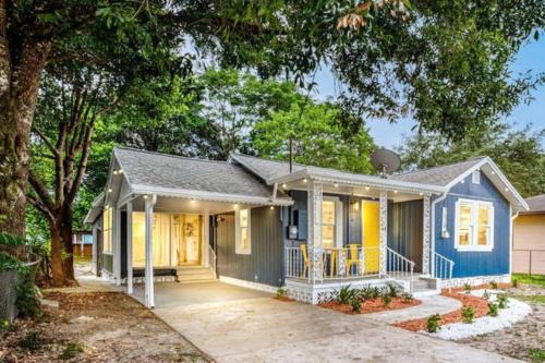 Azalea Park House | Spacious 4br Orlando Home Flex Room Pets Ok