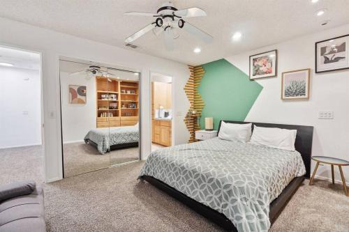 Palmdale House | Spacious 4BR Pool Home Ensuite Baths Self CheckIn Fast WiFi WD