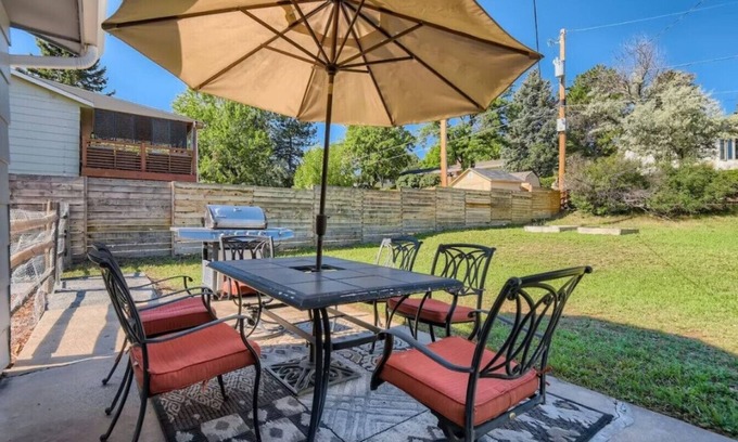Castlewood House | Spacious 4BR Retreat | Sleeps 10 | Family-Friendly Comfort