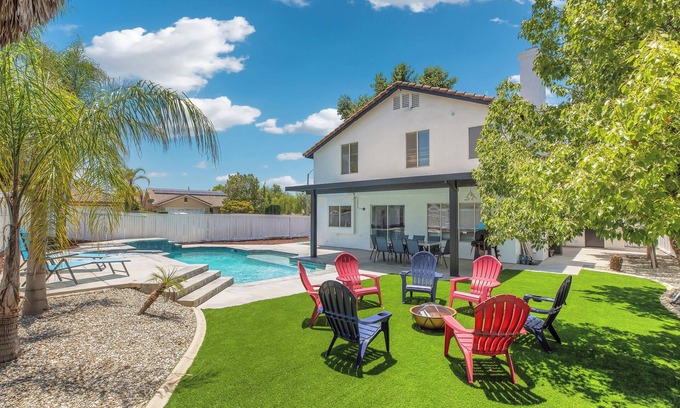 Riverside House | Spacious 5-Bed, 3-Bath Riverside Home with Pool & Jacuzzi