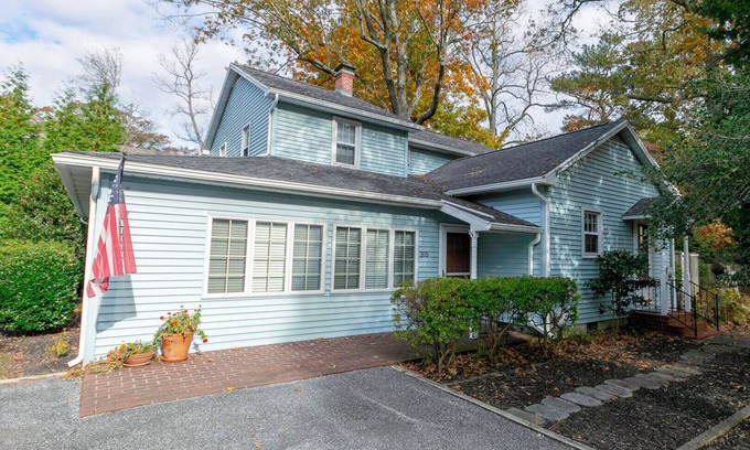 Rehoboth Beach Cottage | Spacious 5-Bed Beach Cottage in The Pines – Walk to Shops, Dining & Beach!