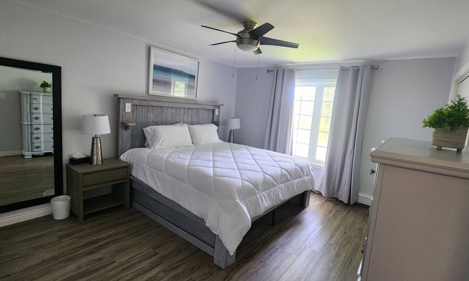 Charlottetown House | Spacious 5 Bedroom Home with 2 living areas!