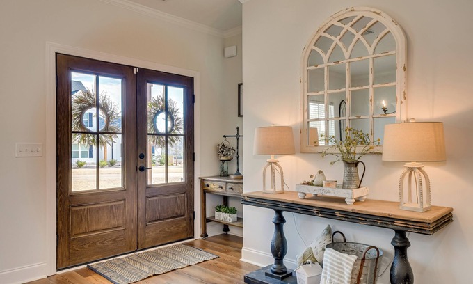 North Augusta House | Spacious 5-bedroom house on a private pond just 10 miles from Augusta National