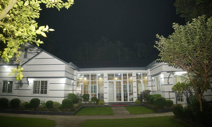 Sylhet House | Spacious 5-bedroom bungalow in serene Sylhet with WiFi and AC