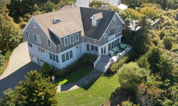 West Falmouth House | Spacious 5-bedroom estate with access to private beach in peaceful Falmouth