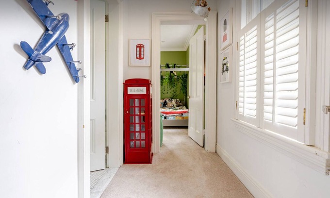 Montclair House | Spacious 5-bedroom house with pool and two office rooms in charming Montclair