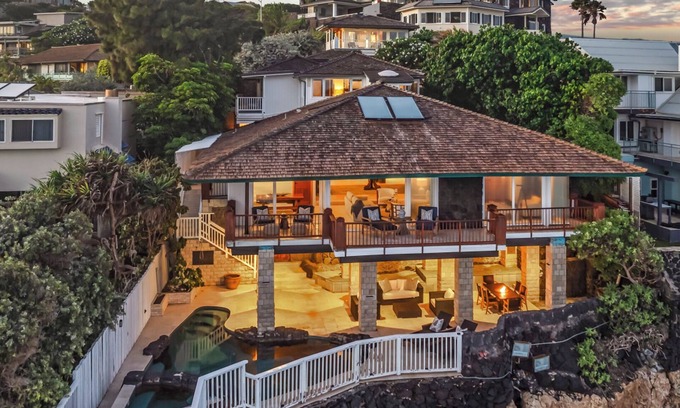 Kahala House | Spacious 5-bedroom house in Honolulu