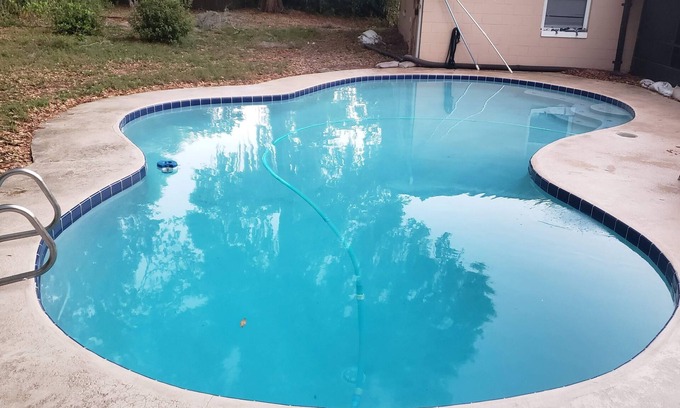 Longwood House | Spacious 5-bedroom house with WiFi, AC in charming Longwood