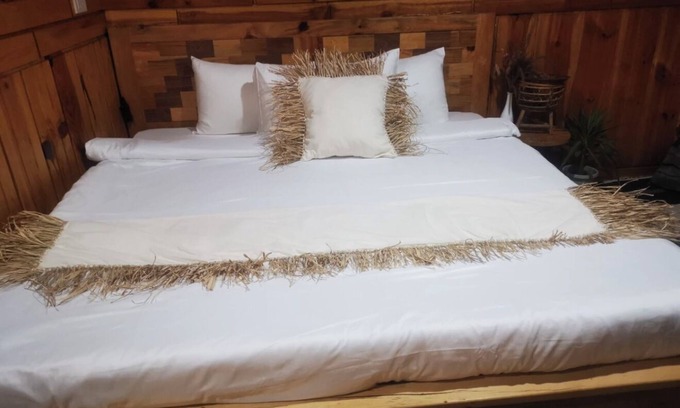Sagada Ski Chalet | Spacious 5-bedroom wooden chalet in peaceful Sagada with WiFi