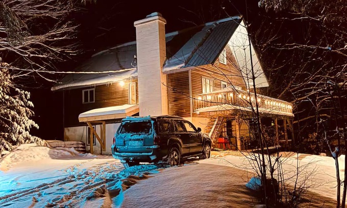 Wilmington House | Spacious 6-bedroom home in charming Wilmington minutes to Mt Snow