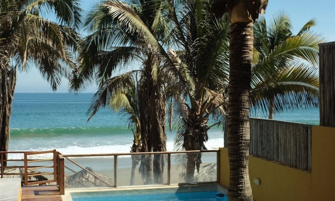 Vichayito House | Spacious 6-bedroom oceanfront house in amazing Vichayito with AC, WiFi