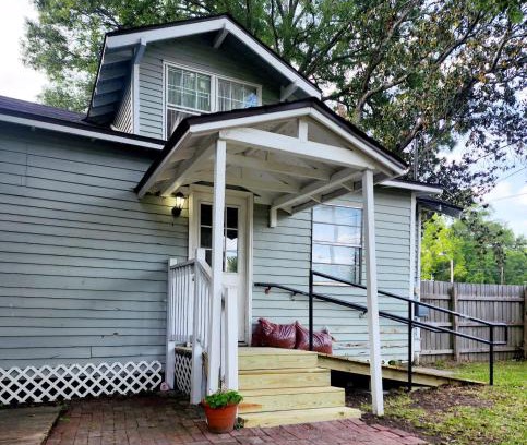 Downtown House | Spacious 6-Bedroom Retreat in Central Lafayette Perfect for Groups & Families