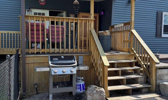 Canandaigua House | Spacious 6-bedroom house in awesome Canandaigua with WiFi, AC