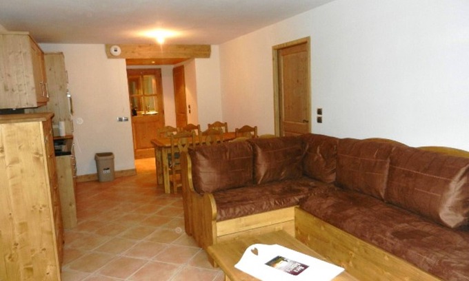 Cohennoz Apartment | Spacious 6-Person Apartment with Pool, Balcony/Terrace, and Garage in Crest-Voland