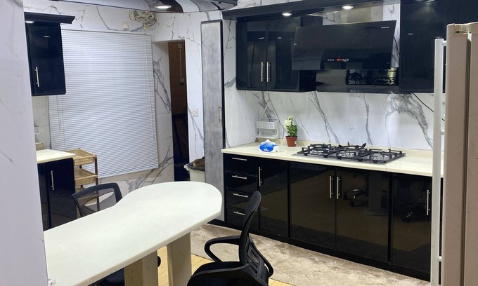 Mecca Apartment | Spacious 7-bedroom apartment with AC and WiFi in marvelous Makkahn