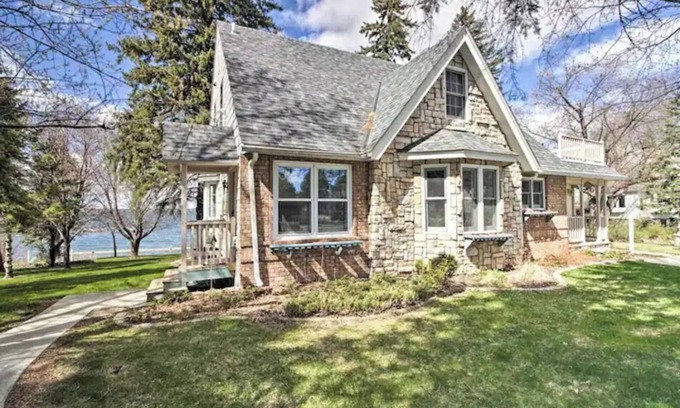 Walker House | Spacious 7BR Leech Lake Home | 7 Bed, 5 Bath